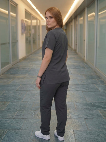 Uniforme Antifluido con Cierre Mujer